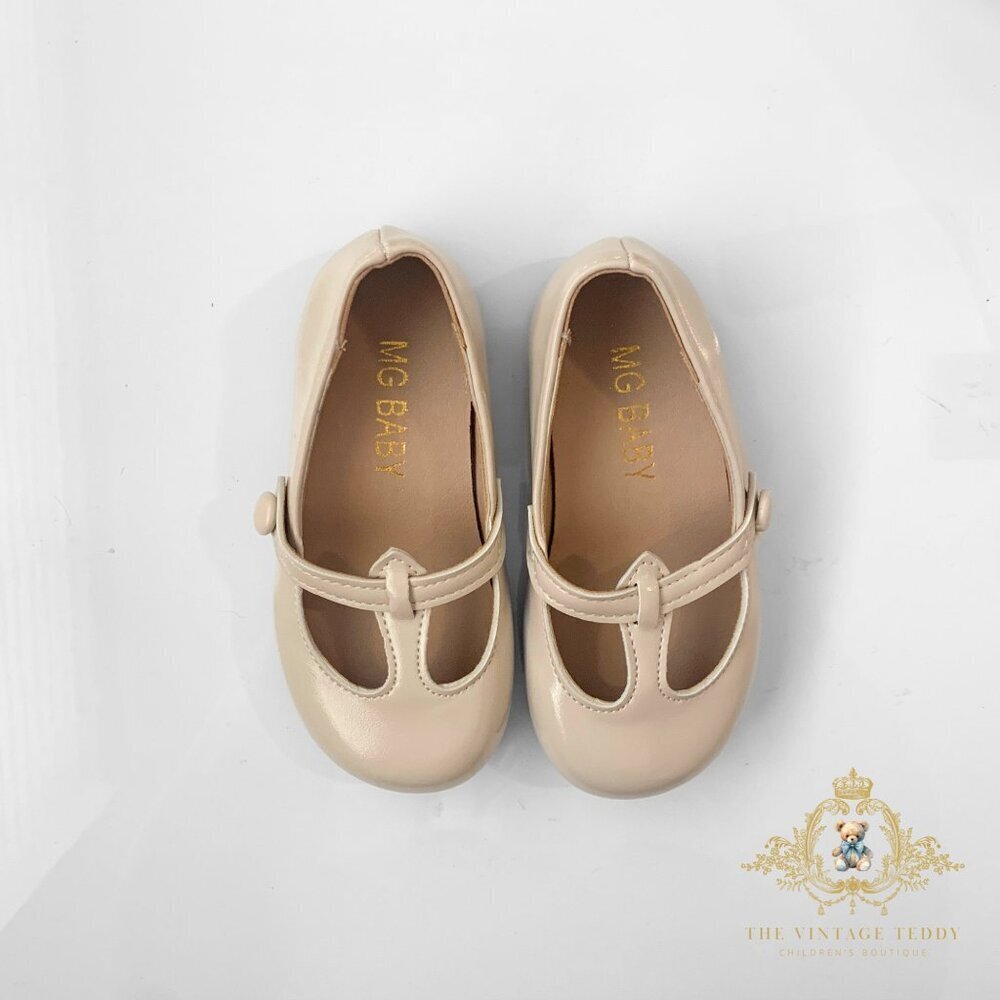 NWT Pretty Girls Mary Jane Flats Vintage Style Cute Children's Shoes Cream 2 - Picture 5 of 7